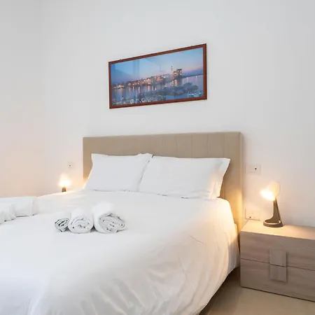 Malcangi 29 Lejlighedshotel Trani